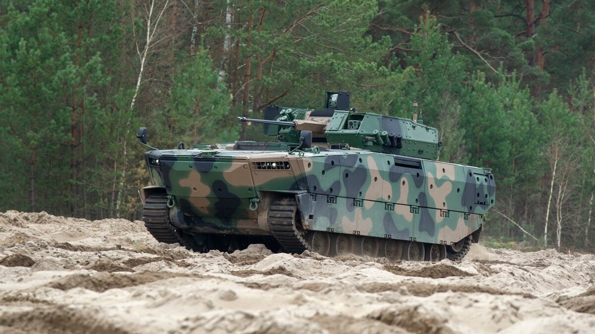 BORSUK Polish Amphibious IFV (D)